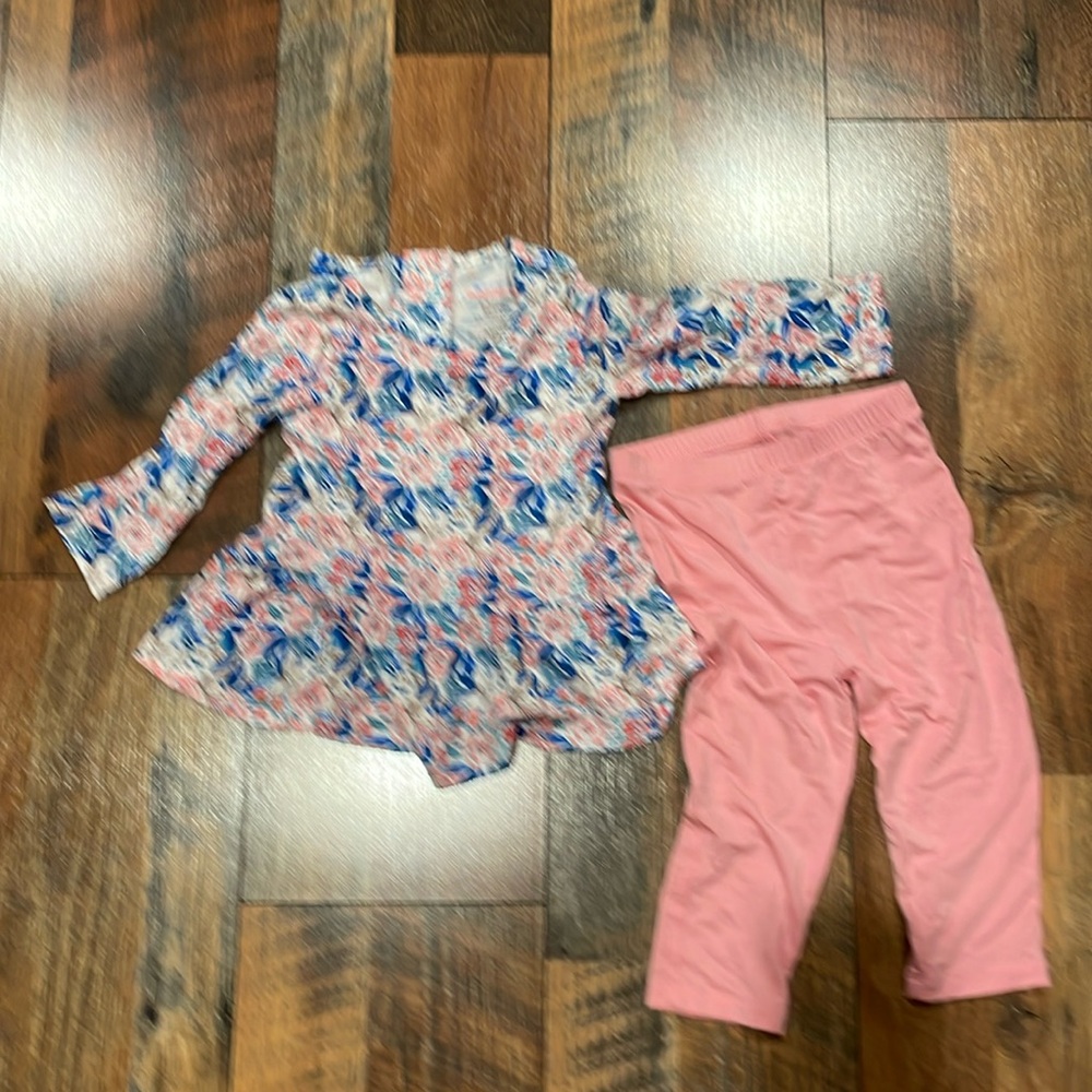 Magnetic Me  Outfit 6-9 months